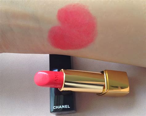 chanel allure rouge 136